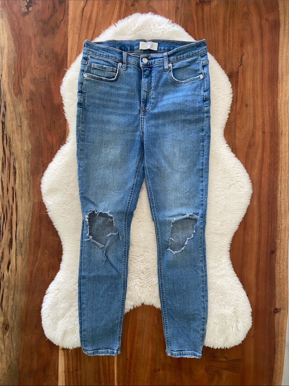 Free People high waisted blue jeans ripped holes destroyed denim boho grunge 29